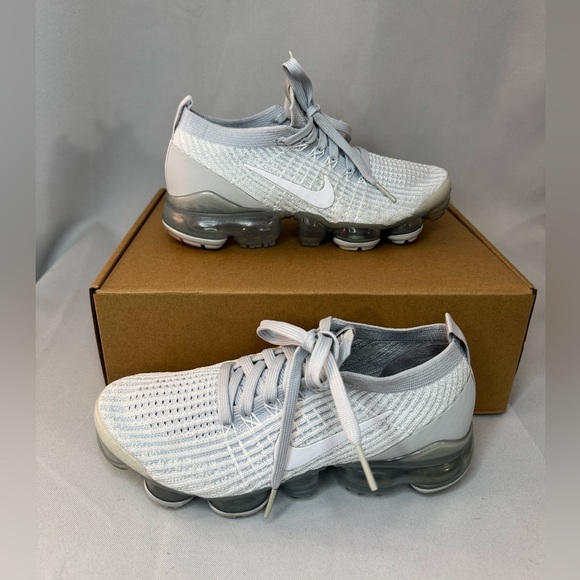 Women’s Nike Air VaporMax Flyknit 3 Pure Platinum Running Shoe EUC - Picture 8 of 14